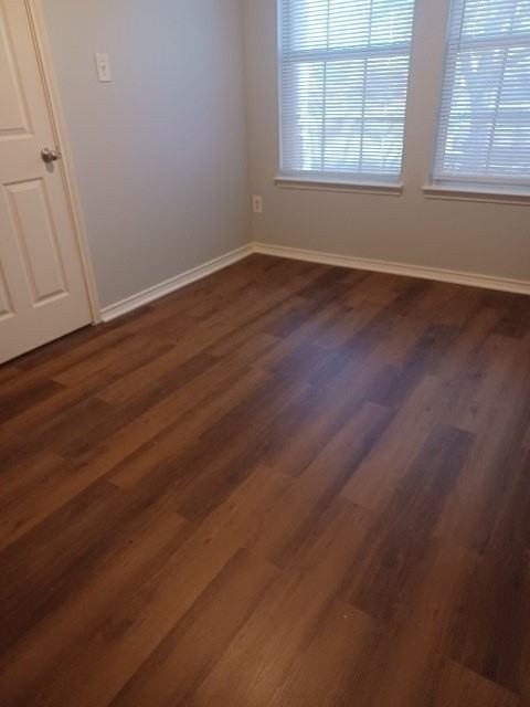 1025 Bainbridge Ln - Photo 2 of 12