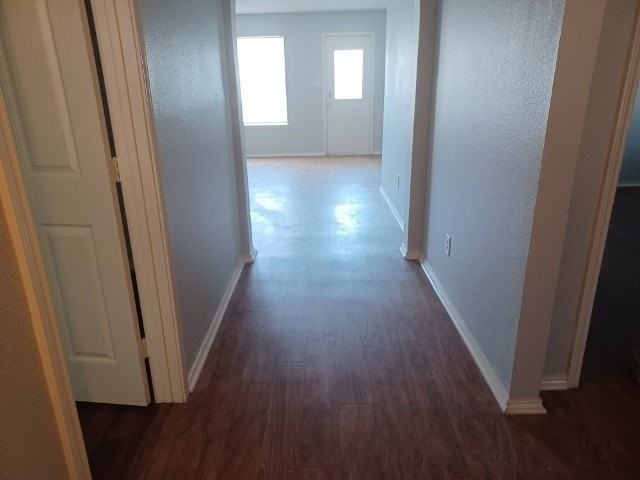 1025 Bainbridge Ln - Photo 3 of 12