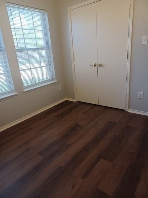 1025 Bainbridge Ln - Photo 4 of 12
