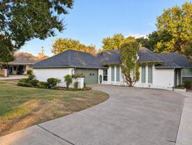 2010 S Lakeshore Dr - Photo 1 of 1