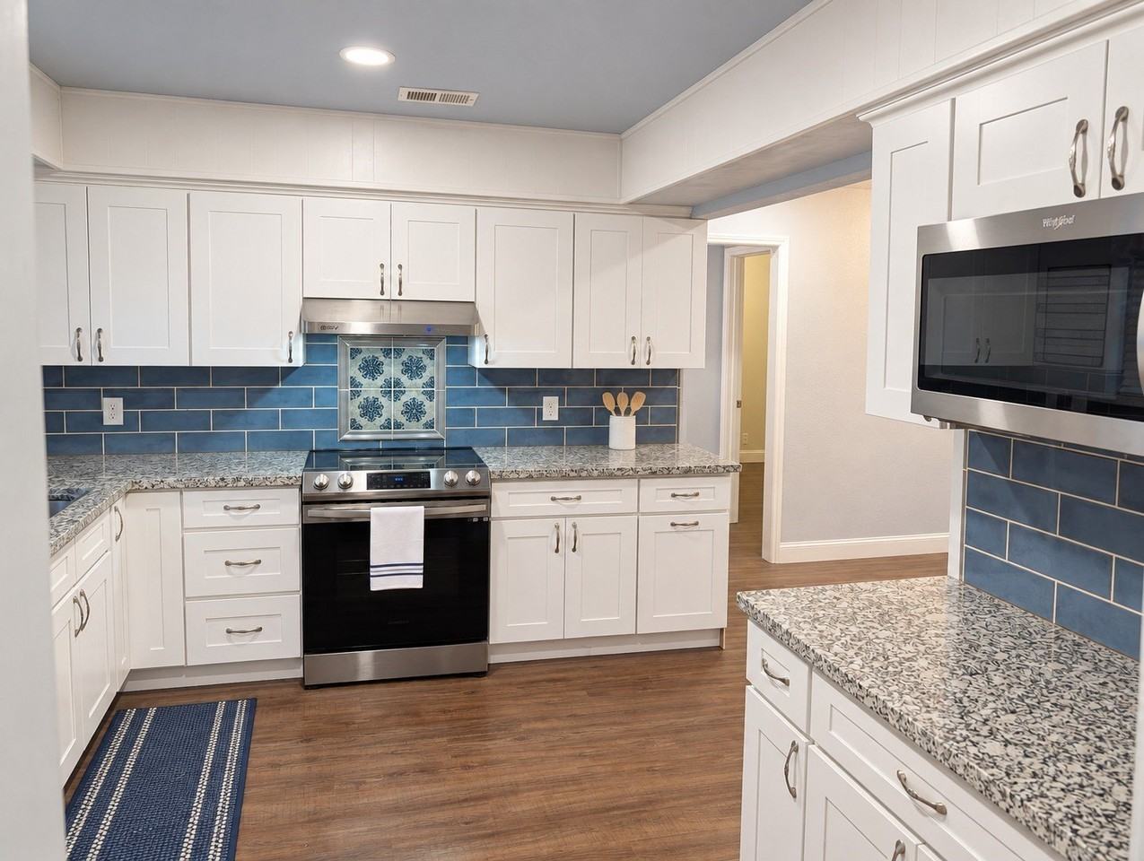 2010 S Lakeshore Dr - Photo 5 of 16