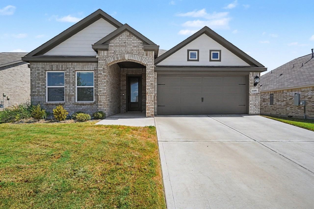 1109 Costa Vista Trl