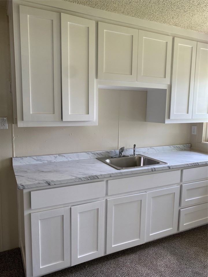 200 Marquette Ave - Photo 5 of 23