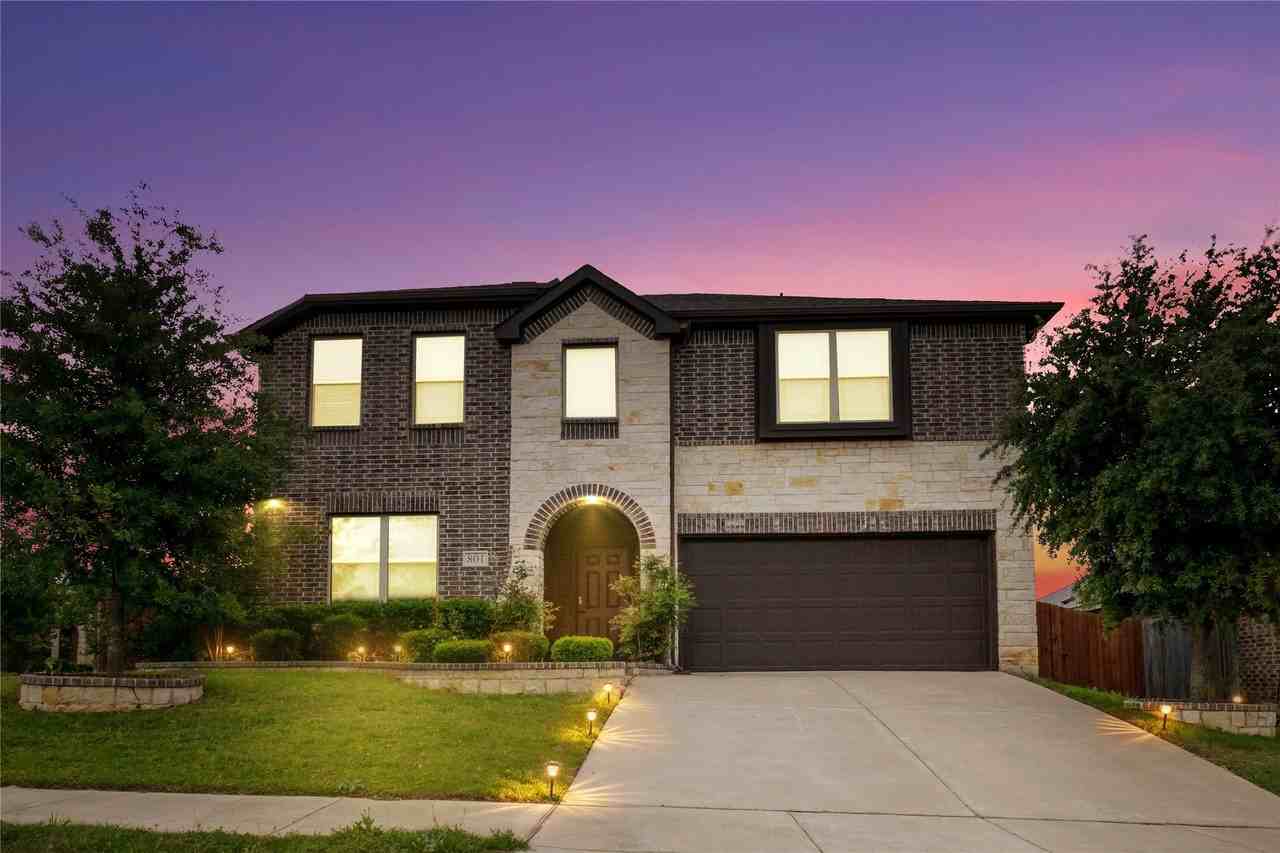 801 Oriel Cir - Photo 3 of 26