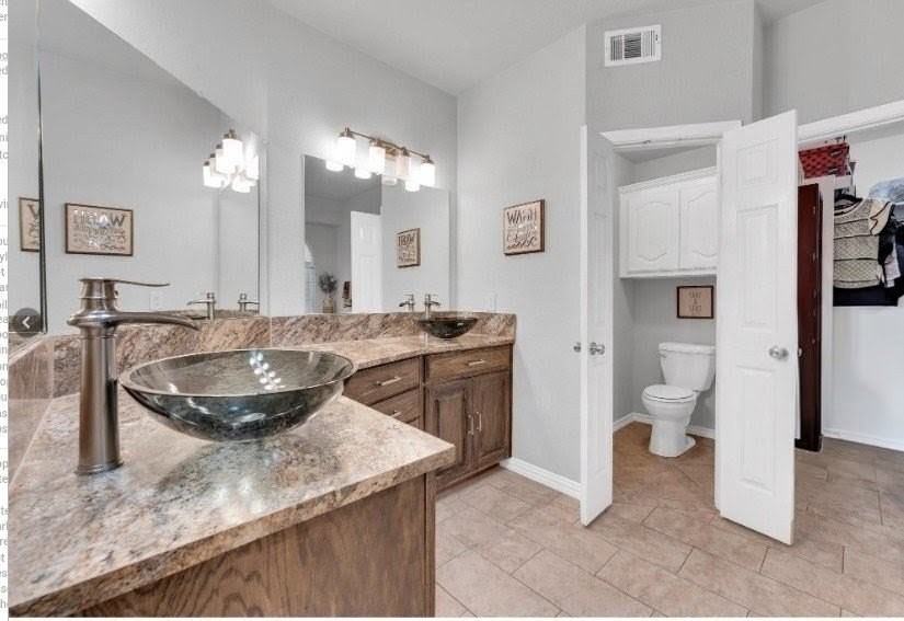 1504 Mountain Laurel Ln - Photo 4 of 11