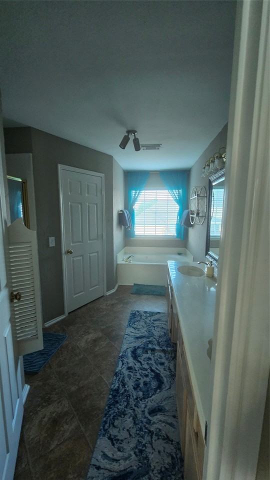 10504 Preston Vineyard Dr - Photo 5 of 34