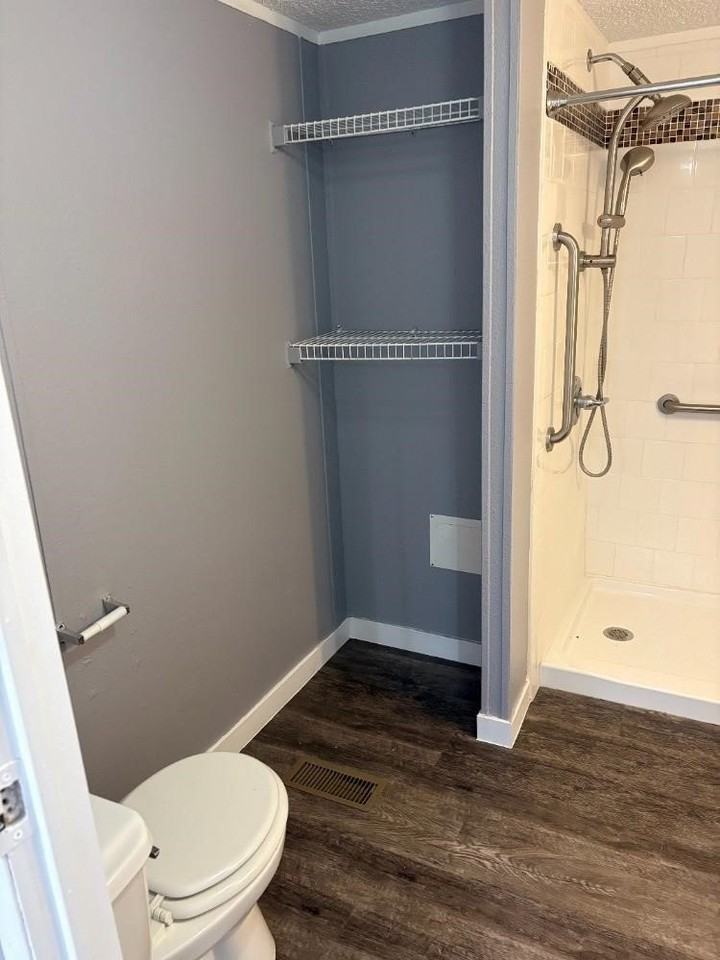 1011 Lavon Ct - Photo 5 of 10