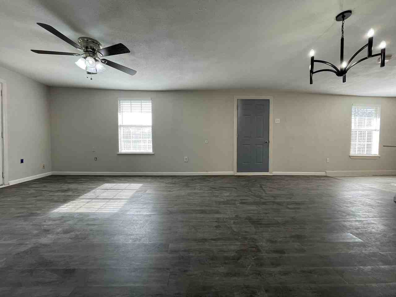 2925 Janet Dr - Photo 6 of 36