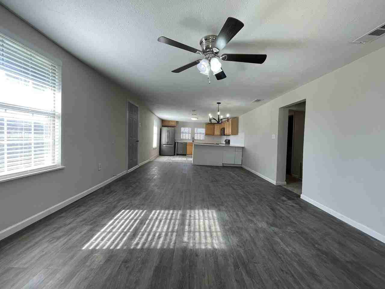 2925 Janet Dr - Photo 7 of 36