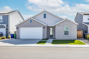 featured image of 3304 Trail River Ln #1