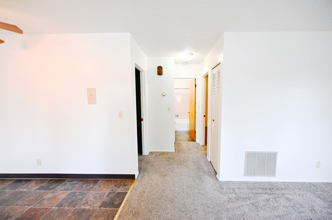 1104 3rd Ave W #8 - Photo 5 of 13