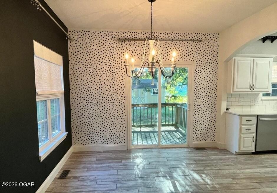 415 E Ivy Rd - Photo 5 of 15