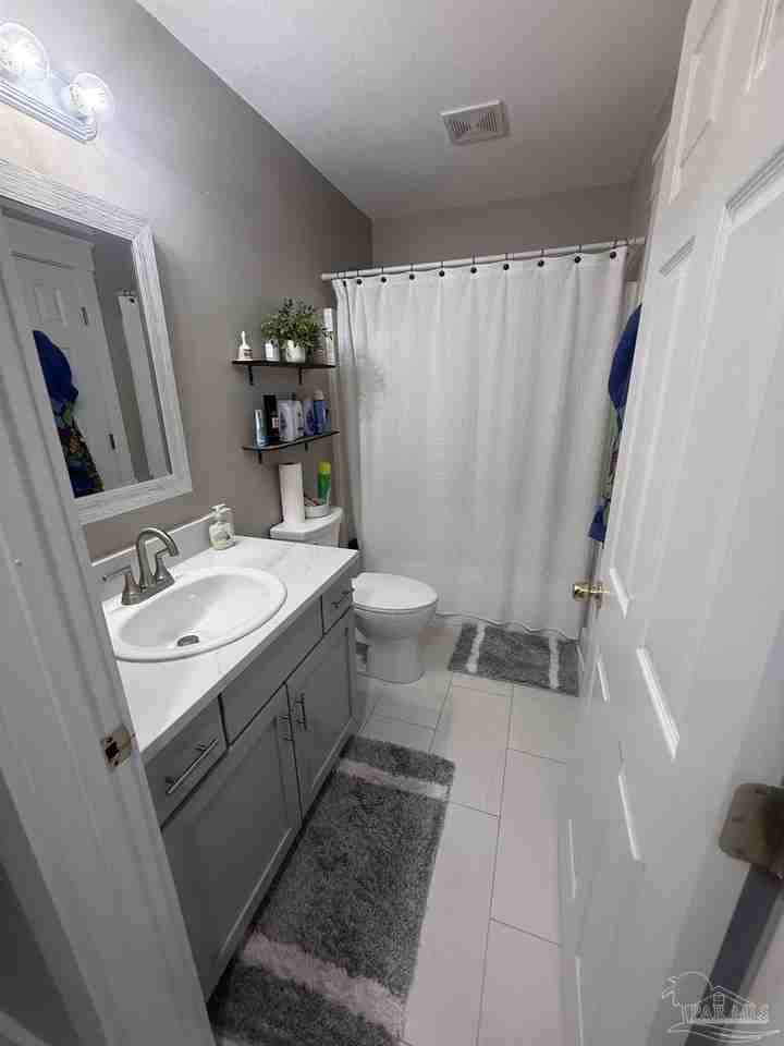 1249 E Fisher St - Photo 7 of 12