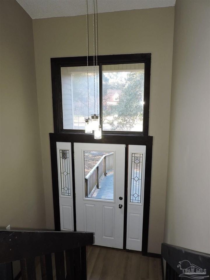 654 Timber Ridge Rd - Photo 5 of 38