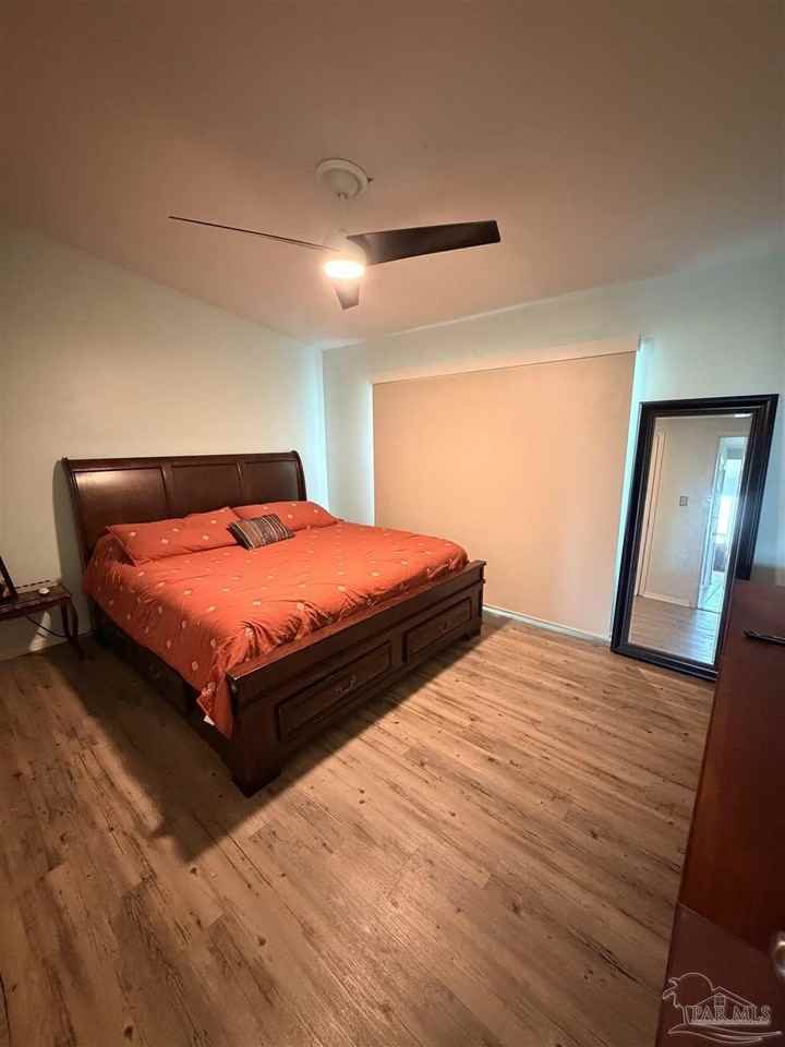 200 Pensacola Beach Rd #I8 - Photo 6 of 13