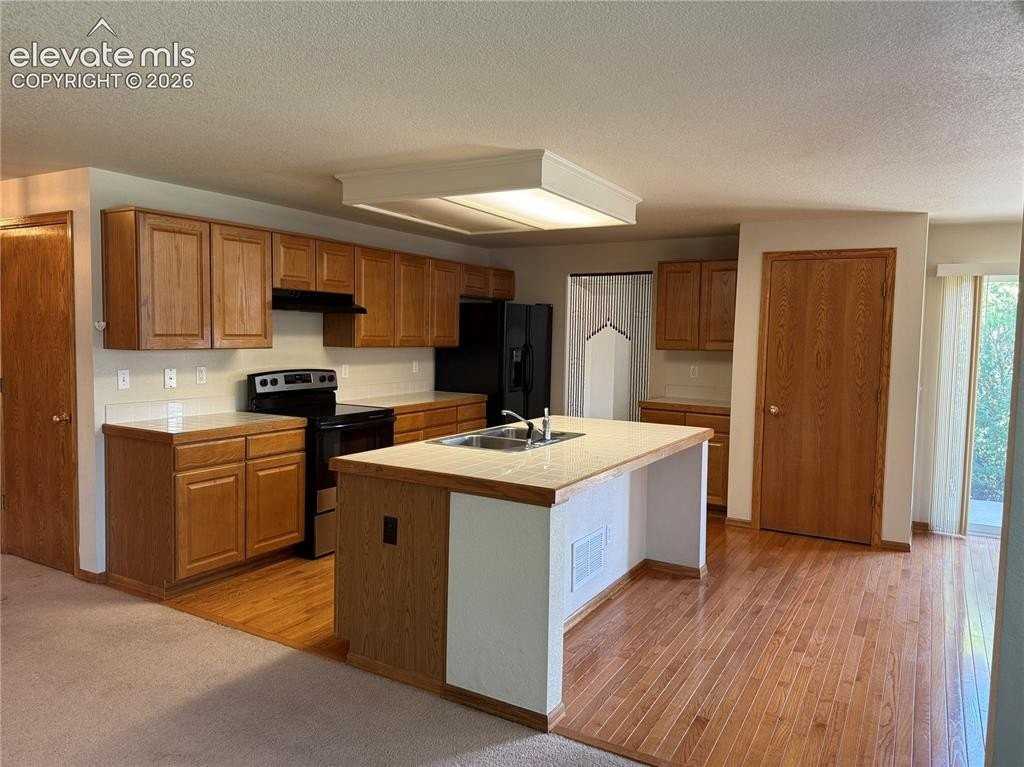 5846 Dolores St - Photo 4 of 21