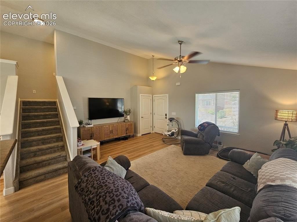 7431 Willowdale Dr - Photo 3 of 24