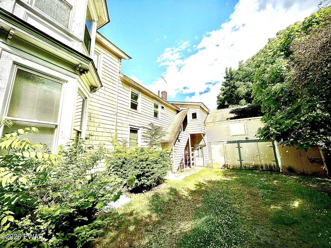 302 Avenue I #2L - Photo 2 of 20