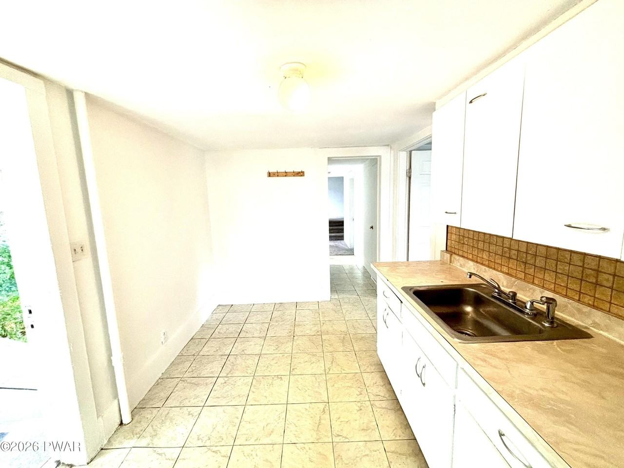302 Avenue I #2L - Photo 7 of 20