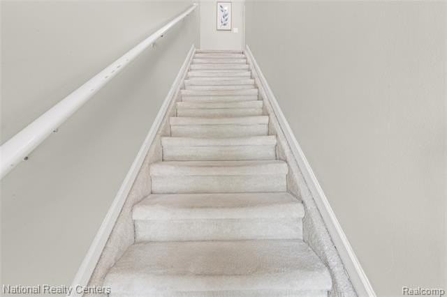 4048 Berkeley Ave - Photo 6 of 28