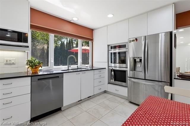 6711 Woodside Trl - Photo 7 of 25