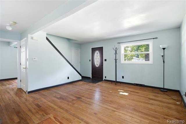 1408 Mohawk Ave - Photo 2 of 28