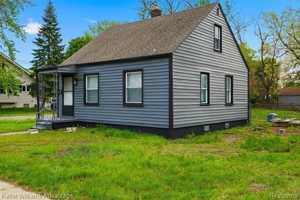 featured image of 3060 Minerva St