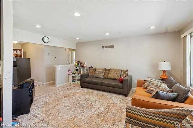 44768 Hanford Rd - Photo 7 of 36