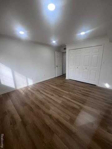 21936 Morley Ave - Photo 3 of 17