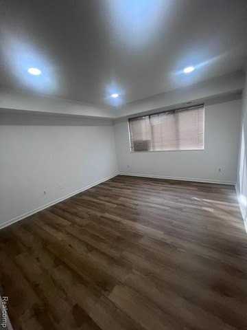 21936 Morley Ave - Photo 5 of 17