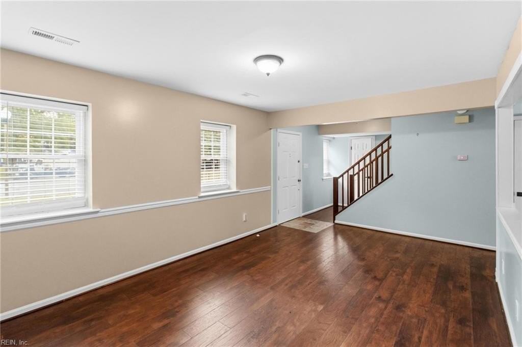 5 Hadley Pl - Photo 5 of 34