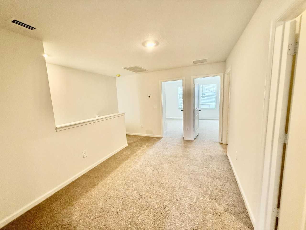 655 Salisbury Cir - Photo 7 of 17