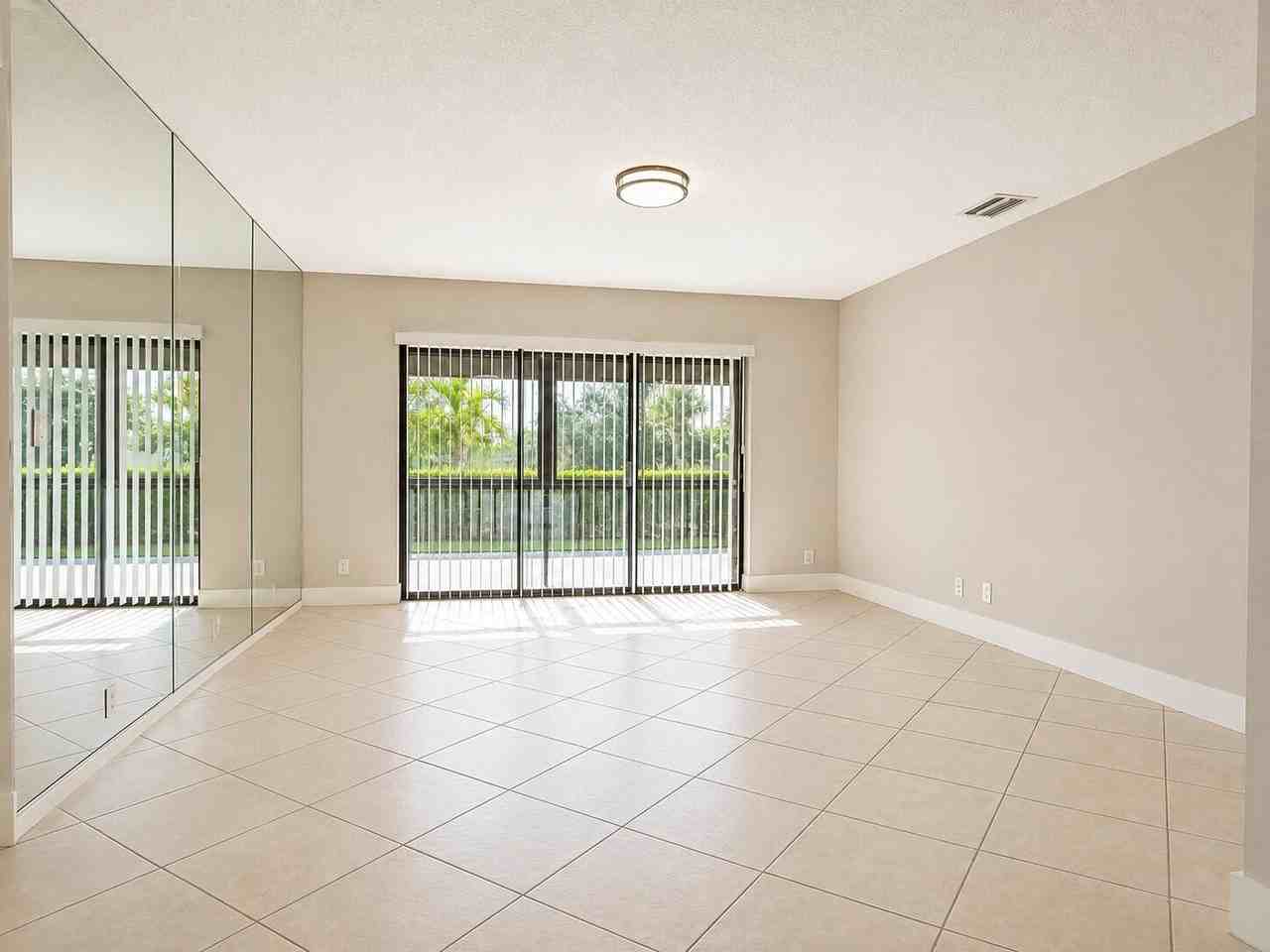 628 Sea Pine Way #C2 - Photo 7 of 26