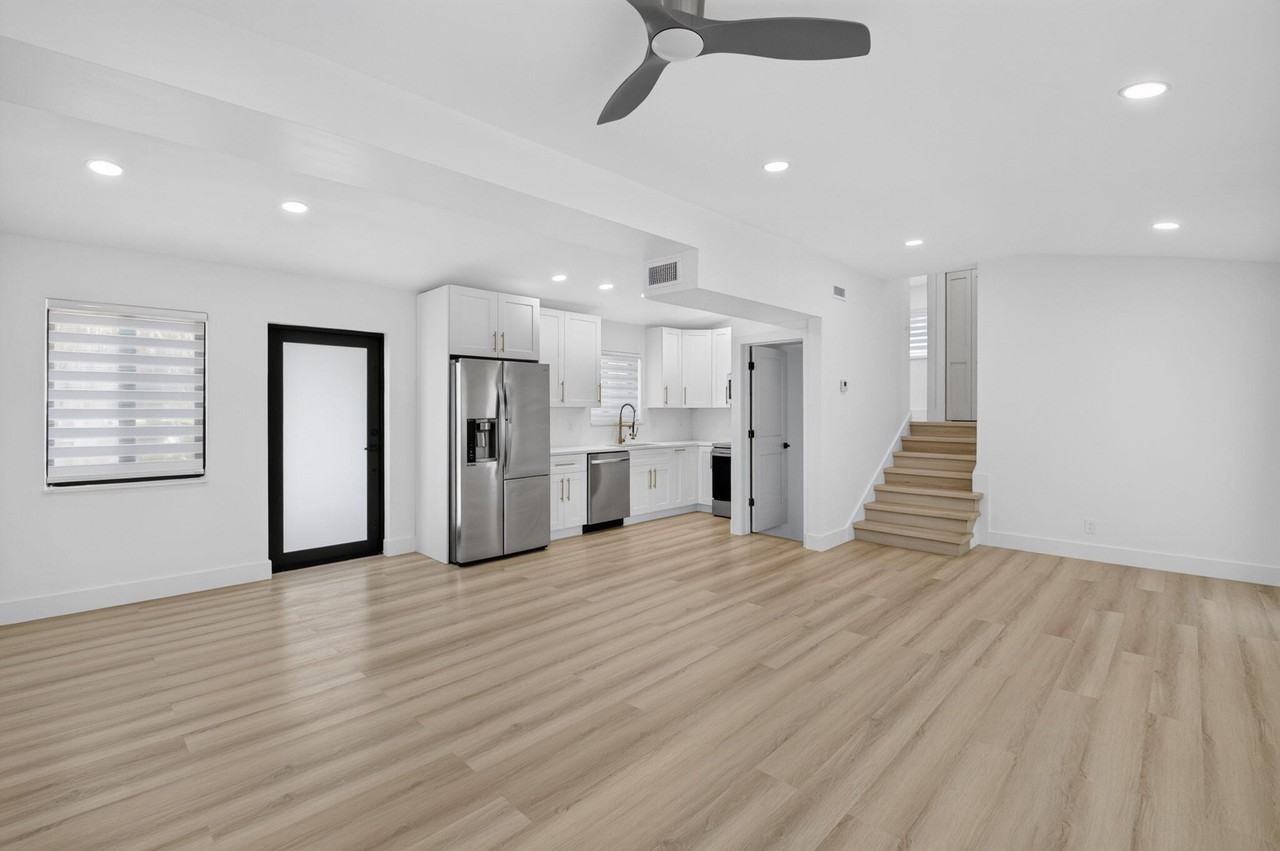 401 Ne 15th Ter - Photo 6 of 23