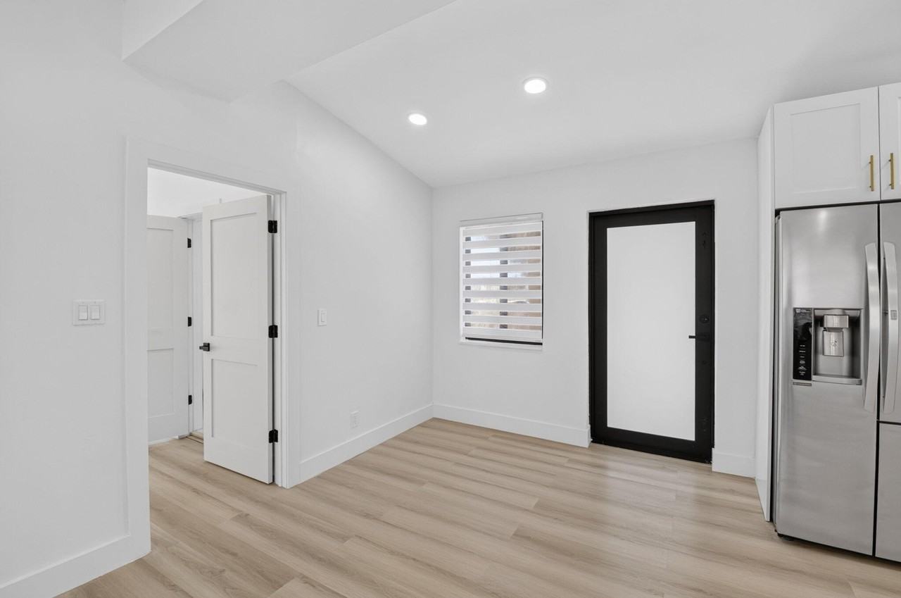 401 Ne 15th Ter - Photo 7 of 23