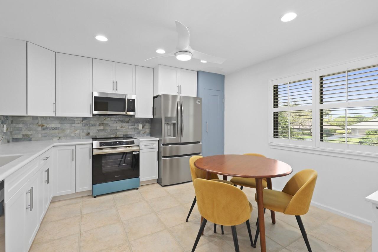 5172 Se Club Way #207 - Photo 7 of 50