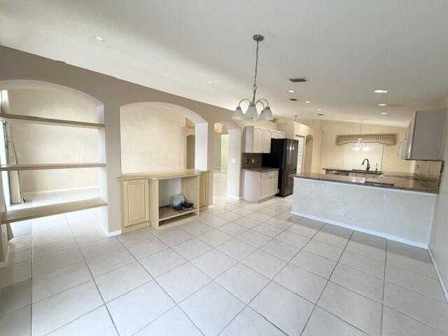 5374 Oakmont Village Cir - Photo 4 of 16