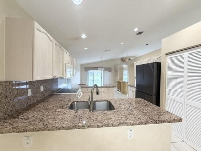 5374 Oakmont Village Cir - Photo 7 of 16