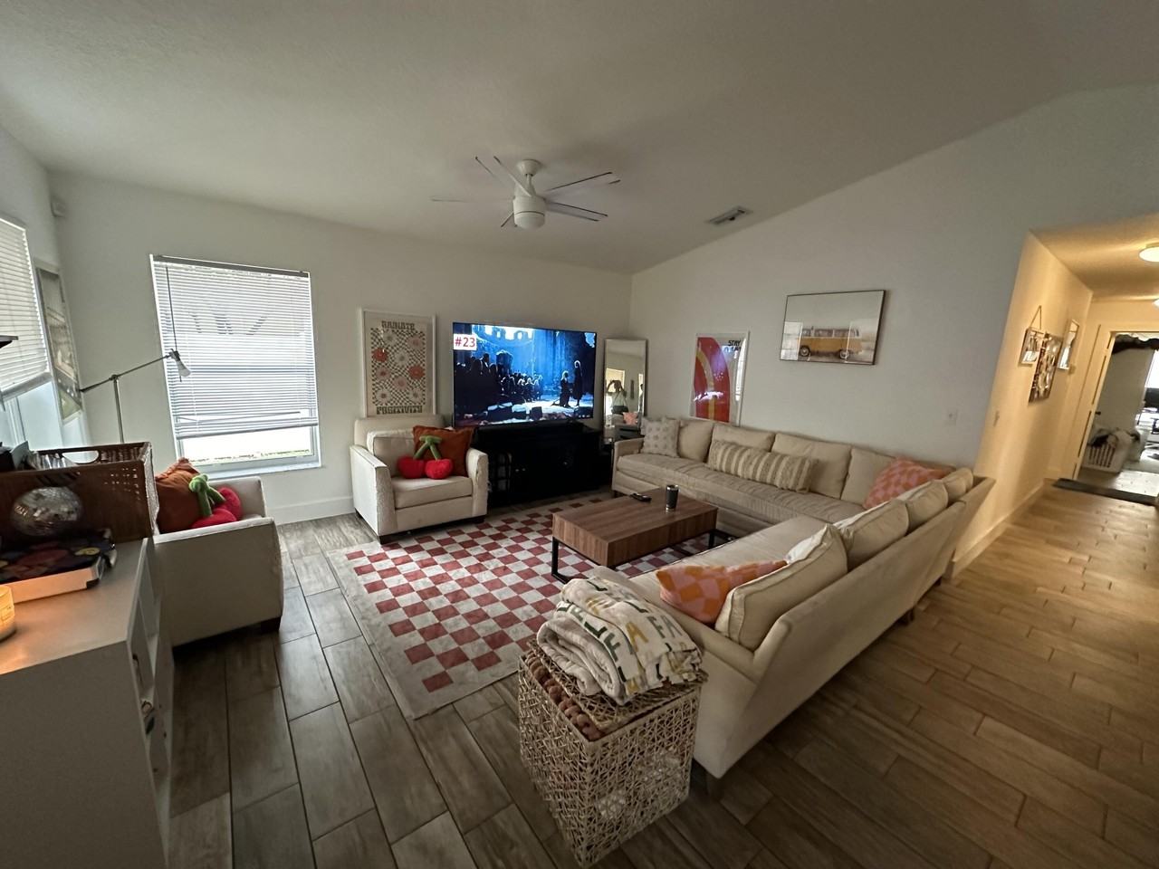 1111 Douglass Ave - Photo 5 of 9