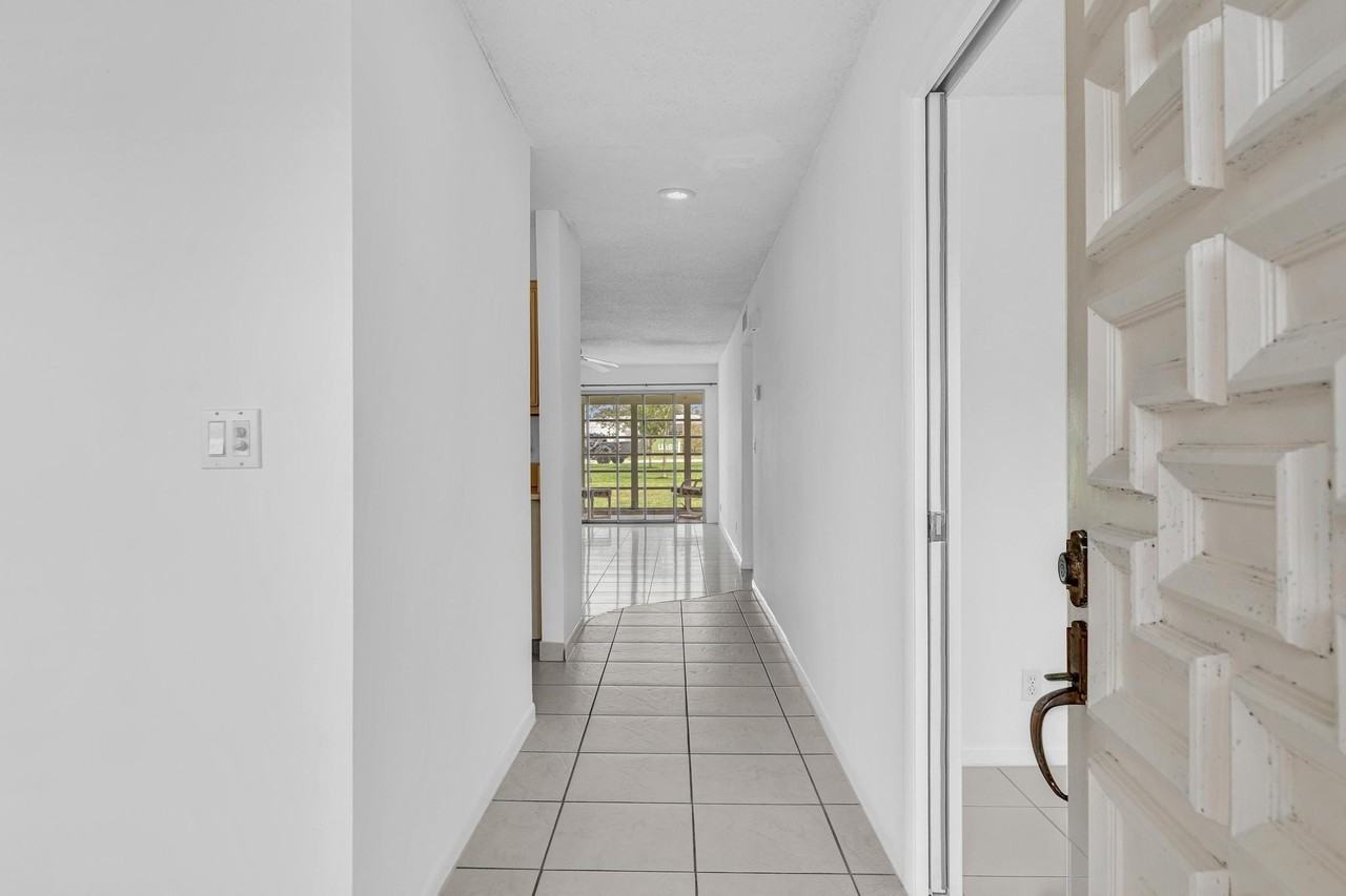 13721 Flora Pl #D - Photo 3 of 37