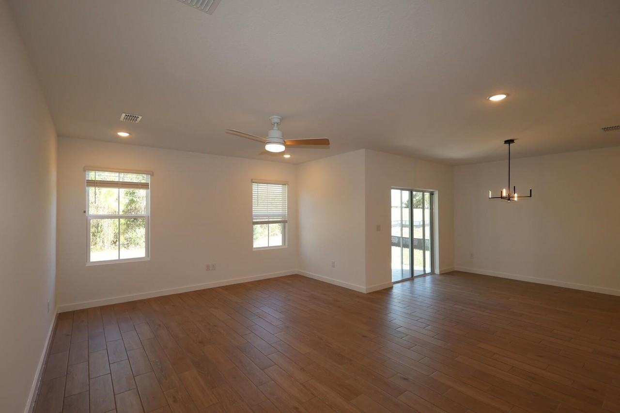 2923 Triangle Rd Se - Photo 3 of 12