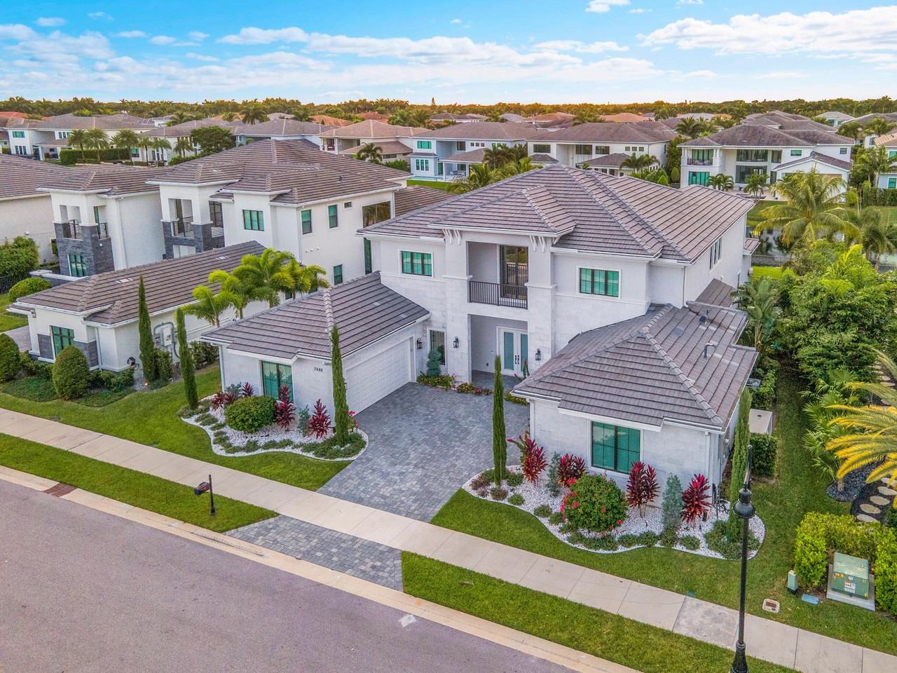 7480 Nw 26th Way - Photo 4 of 50