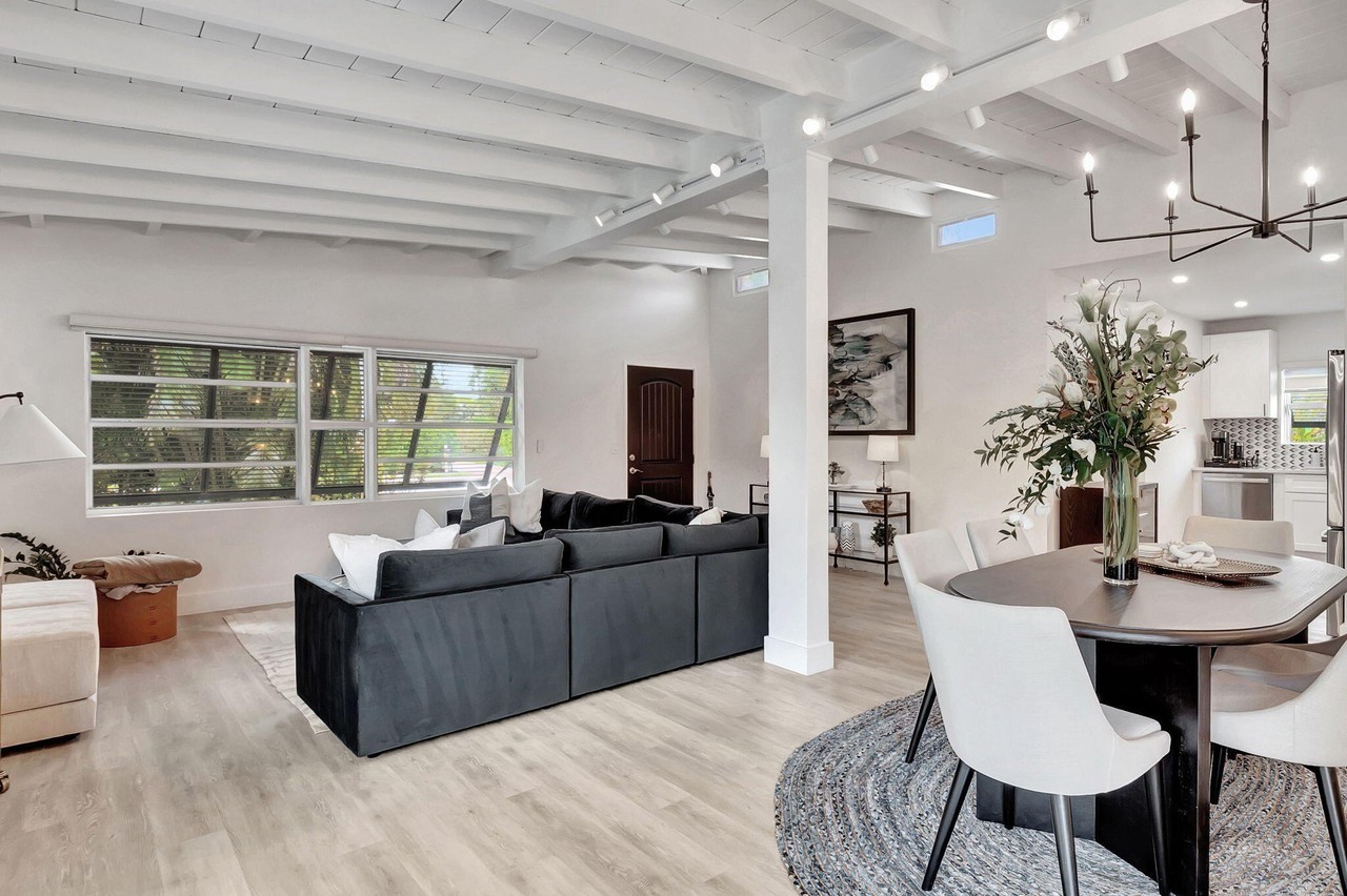 231 Se 3rd Ave - Photo 6 of 28
