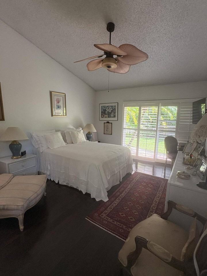 1604 Rosewood Way - Photo 2 of 36