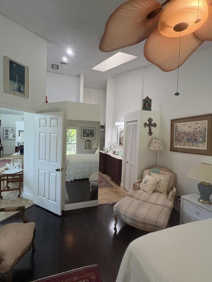 1604 Rosewood Way - Photo 4 of 36