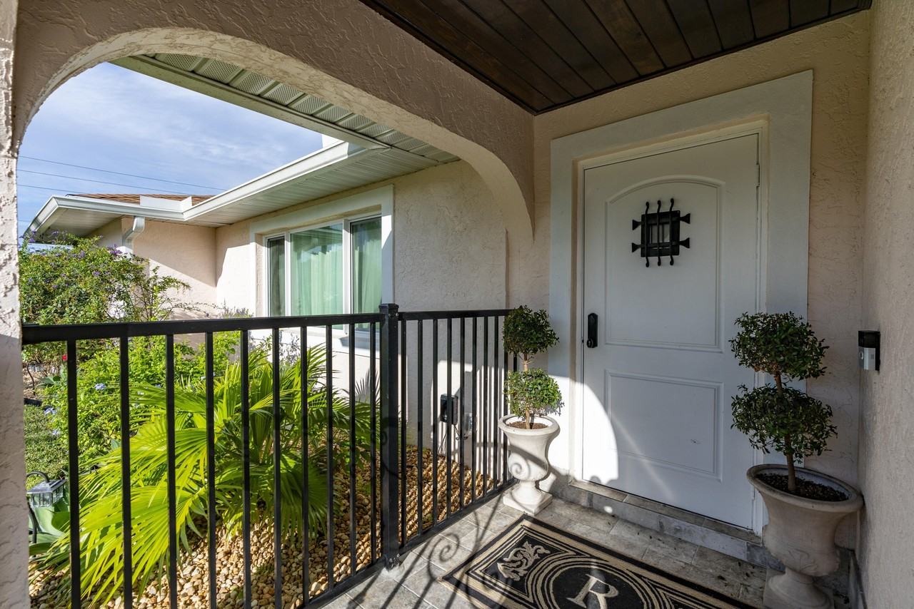 601 Se Karrigan Ter - Photo 6 of 50