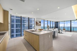featured image of 700 Ne 24th St #4601