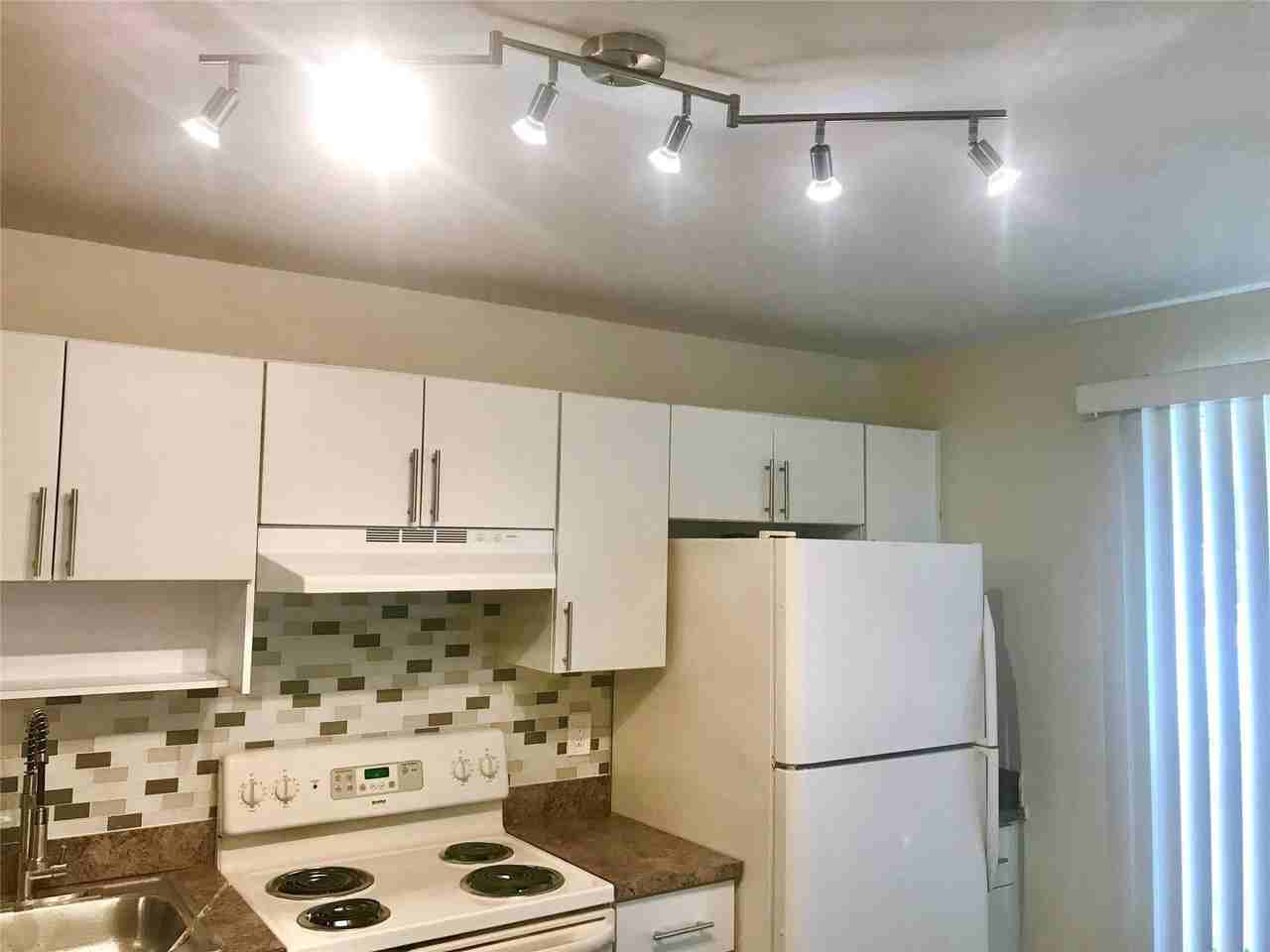 8121 Sw 21st Ct #8121 - Photo 3 of 29