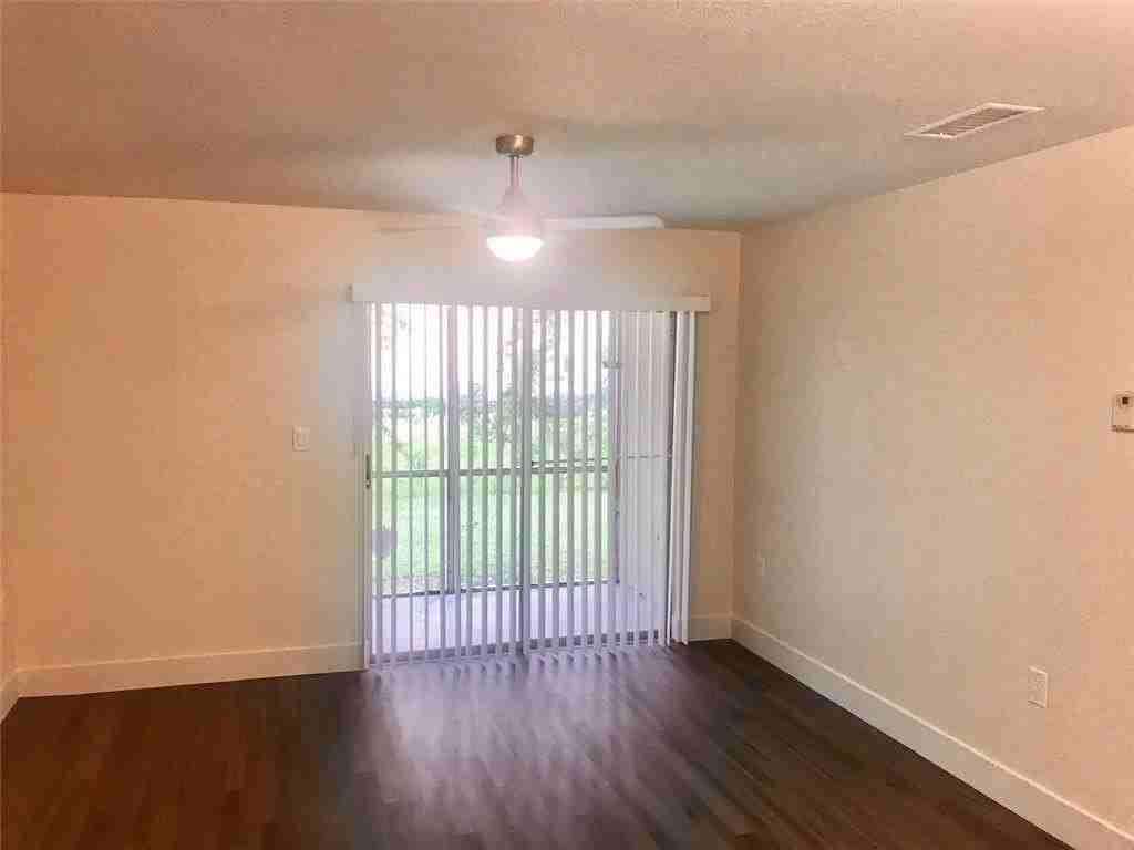 8121 Sw 21st Ct #8121 - Photo 6 of 29