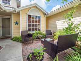 featured image of 559 6th St